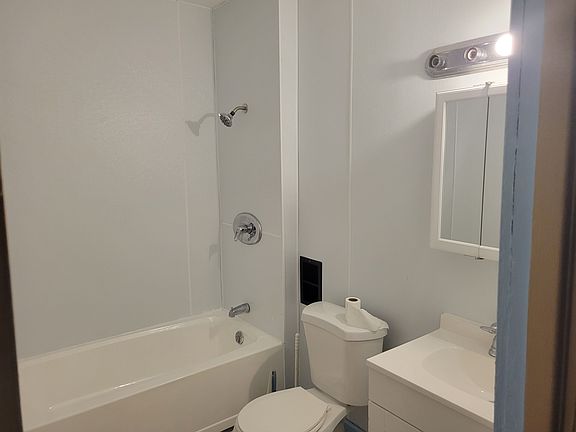 4th image of 321 Dunn Blvd