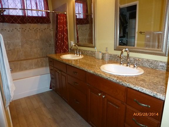 4th image of 2855 Nichols Ct
