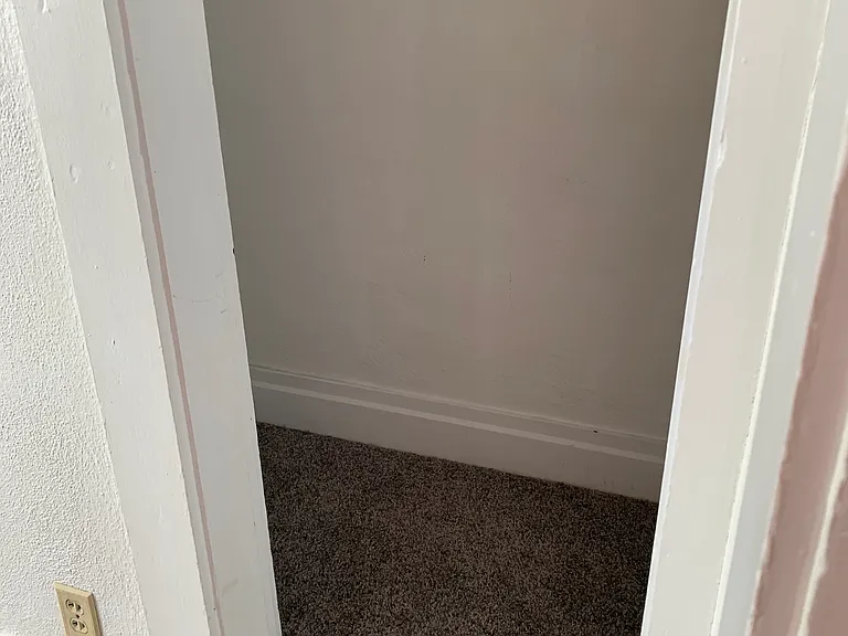 551 E Hooper Ave — Photo 19