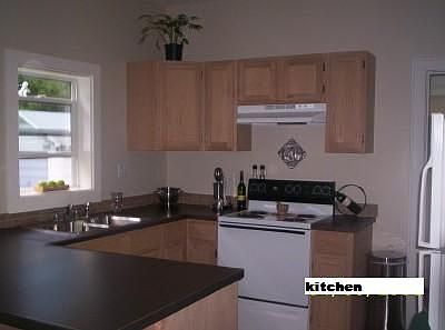 1549Kitchen2