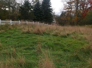 372 Bascom Rd, Newport, NH 03773