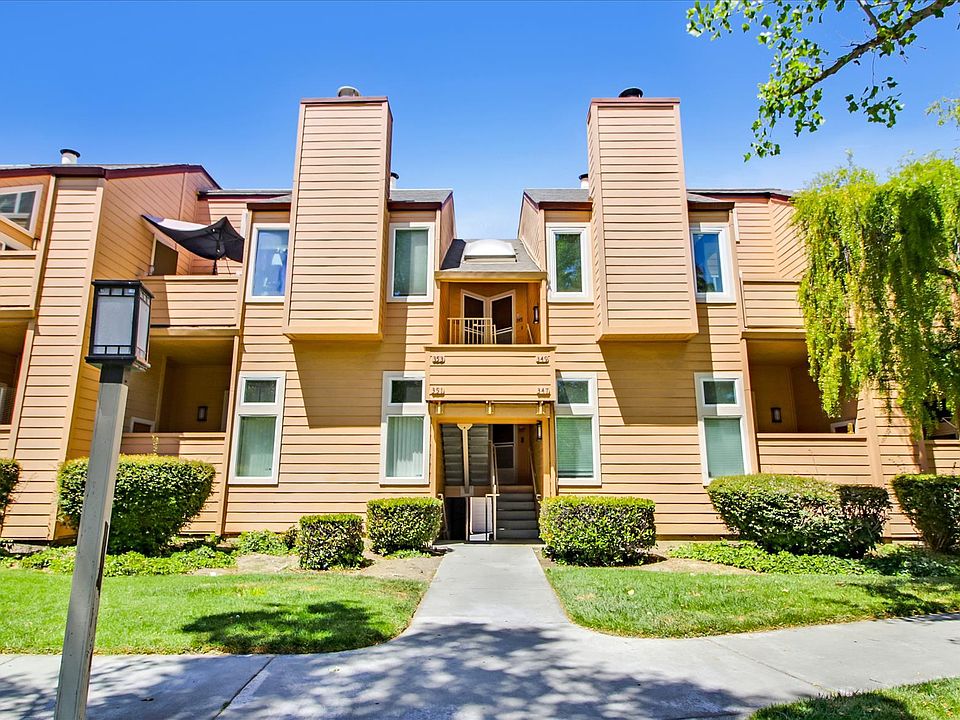 1st image of 351 Tradewinds Dr