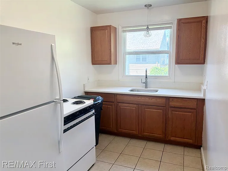 206 Josephine Ave — Photo 5