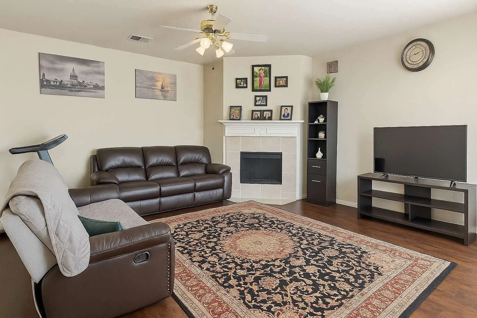 3 bed, 1680 sqft, $2,450 — Photo 2