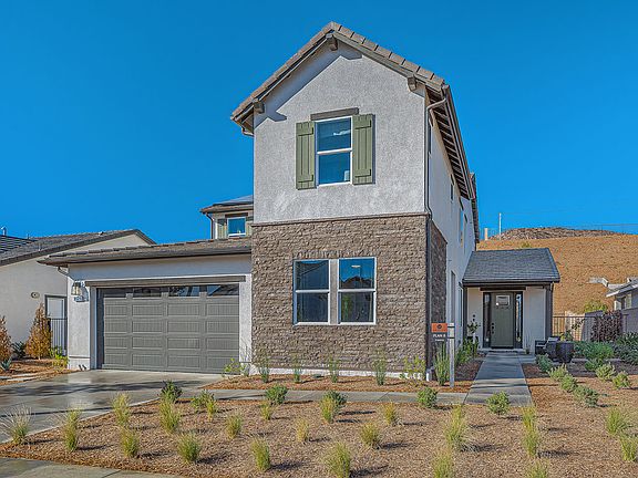 WR Meadow Plan 8 Model Home