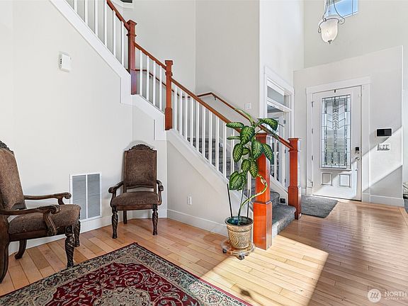 4th image of 18506 86TH Avenue Ct E