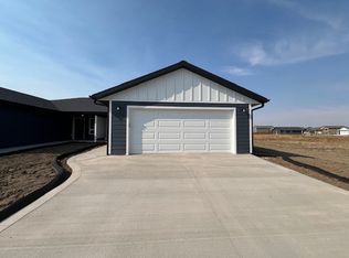414 Constitution Blvd, Box Elder, SD 57719