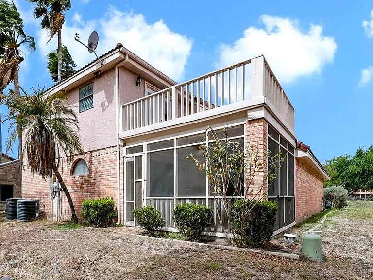 817 Cimarron Dr — Photo 15