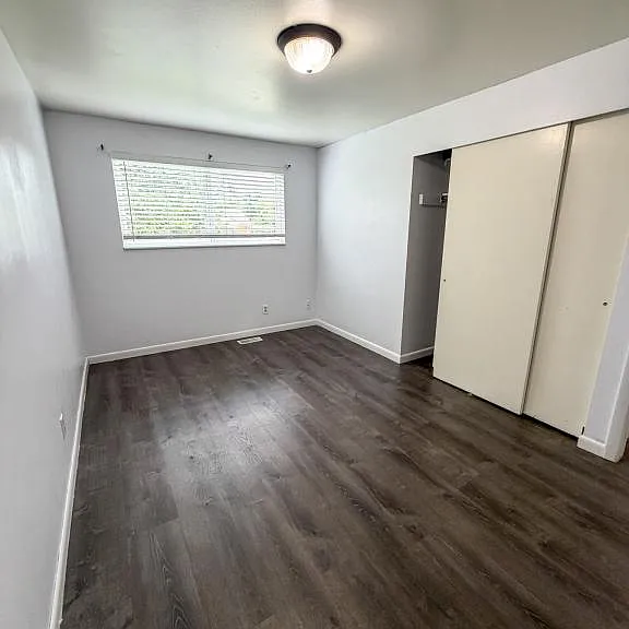 1278 Douglas St — Photo 9
