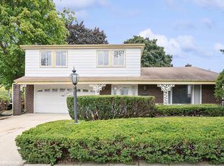 380 Norman Ct, Des Plaines, IL 60016