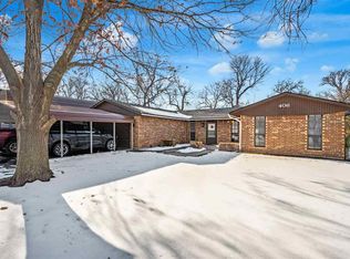 406 Shady Lane Dr, Cache, OK 73527