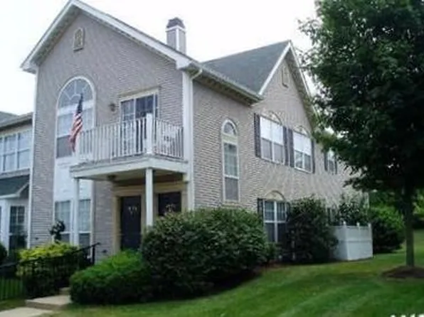 1856 Mansfield St, Hellertown, PA 18055