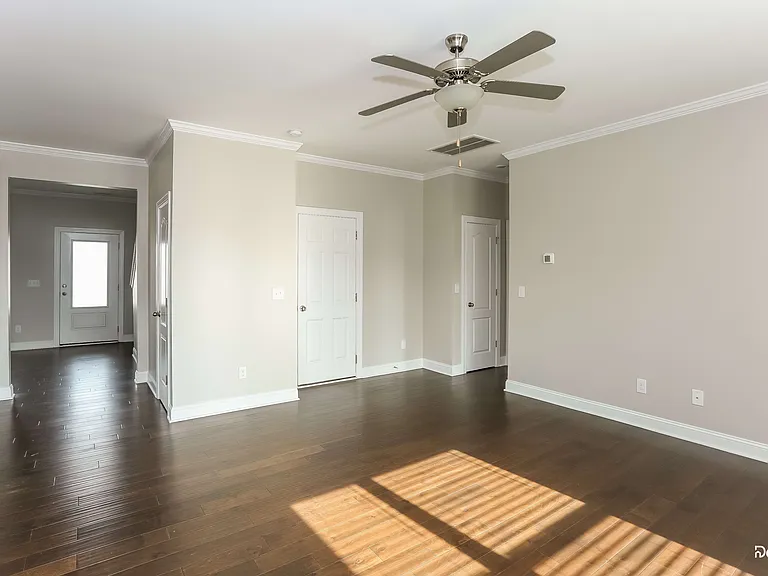 4310 Hornyak Dr — Photo 5