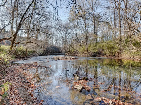 2800 Hills Creek Rd, McMinnville, TN 37110
