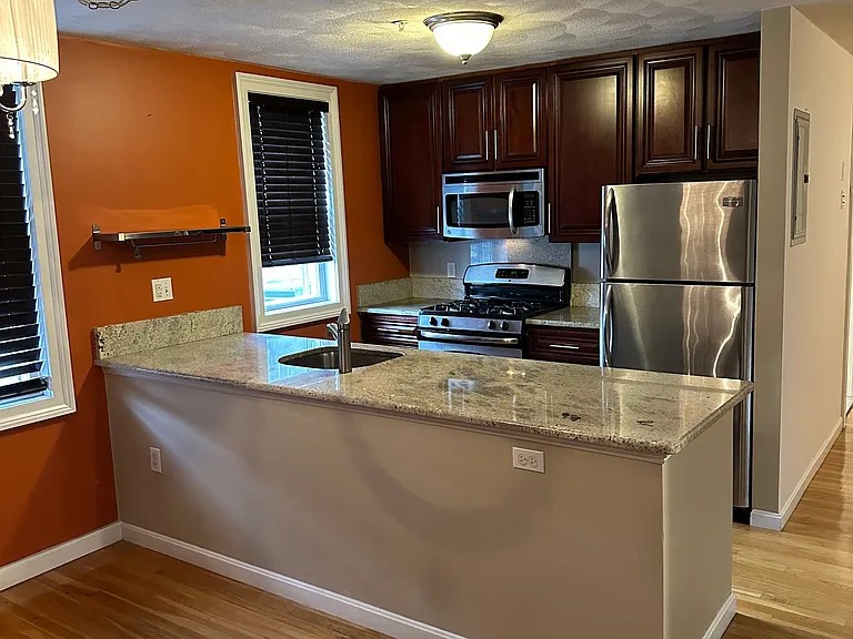 150 Leyden St #3 — Photo 9