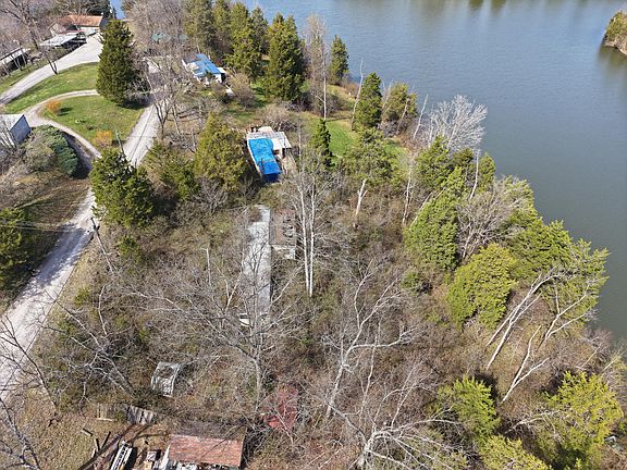 4th image of 745 Marathon Dr