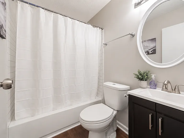 1388 Colony Hill Ct — Photo 4