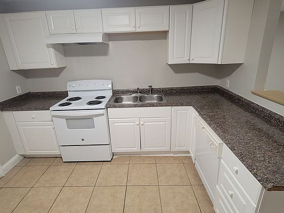 5th image of 3219 N 48th St Unit 1