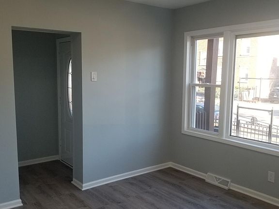 3rd image of 2530 N Tripp Ave #1