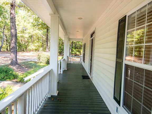 3rd image of 202 Vista Wood Dr