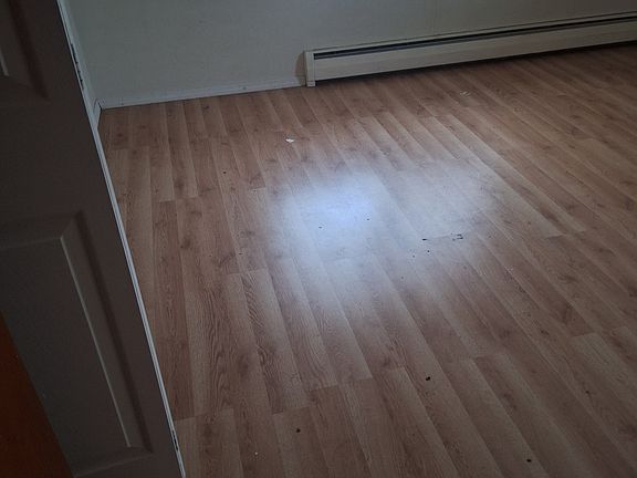 3rd image of 604 W 2nd St #2