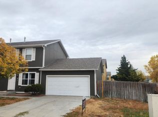 520 Adams Cir APT B, Sterling, CO 80751