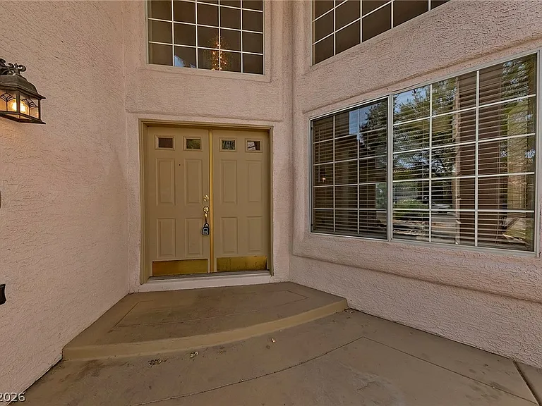 9387 Chateau Street Jean Dr — Photo 3