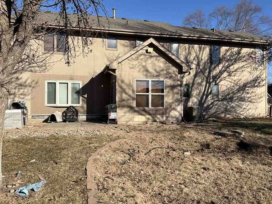 2nd image of 20773 Ginkgo Cir