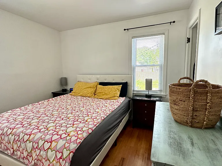 21619 Avalon St — Photo 18