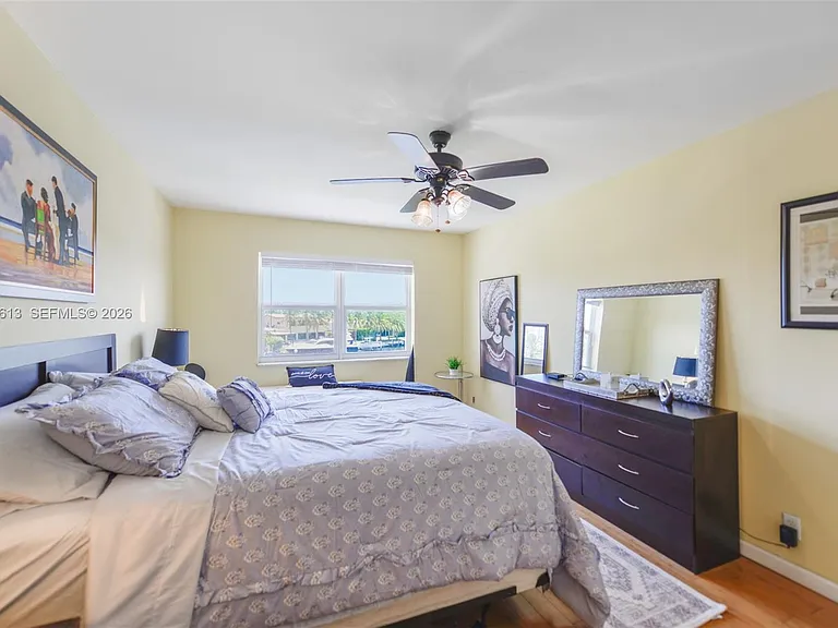 401 Golden Isles Dr #312 — Photo 19