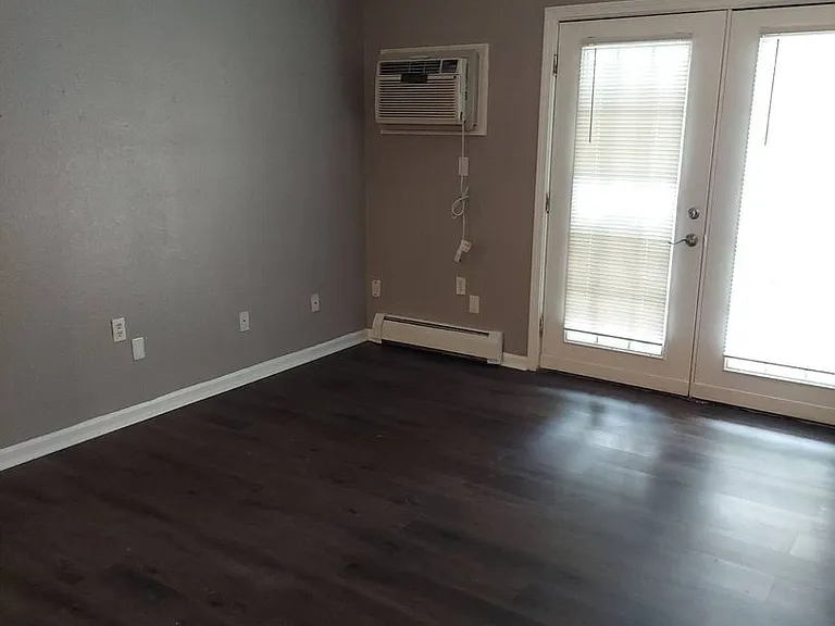 360 Prospect St — Photo 24