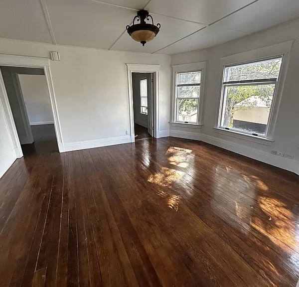1401 S 10th St — Photo 11