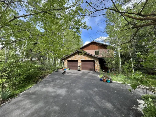 1060 Uncochief Cir, Steamboat Springs, CO 80487