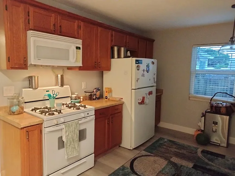 Kitchen North view