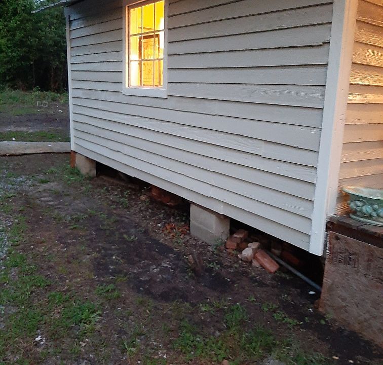1st image of 109 N Main St