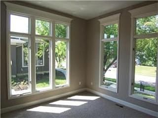 5th image of 10212 Beverly St
