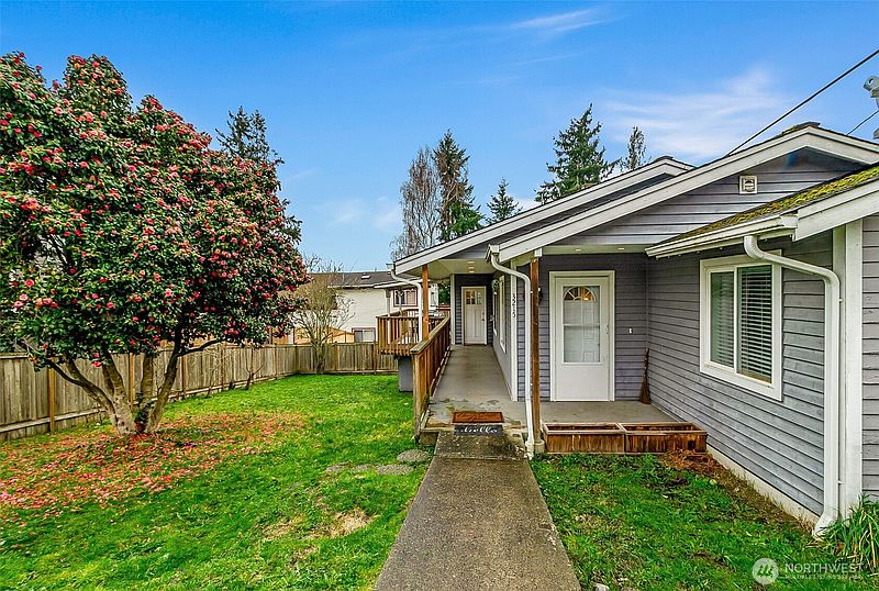 4th image of 3215 19th Street