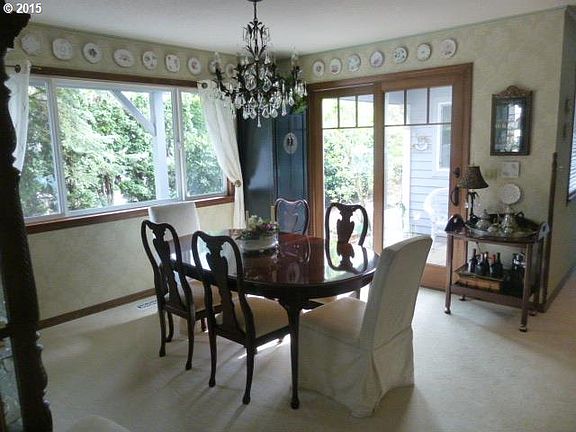 4th image of 8062 SW Edgewater Dr W