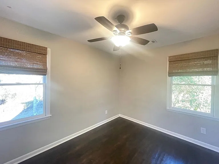 165 Conrad Dr — Photo 6