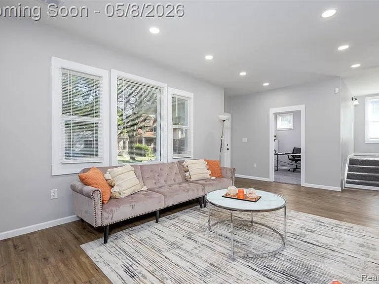 120 Woodland St — Photo 24