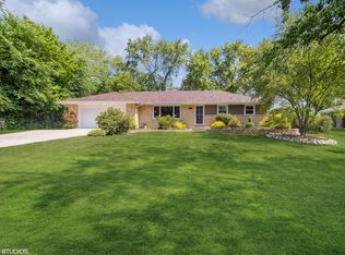 202 W Ridge Ave, Prospect Heights, IL 60070