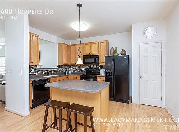 4th image of 4608 Hoppers Dr