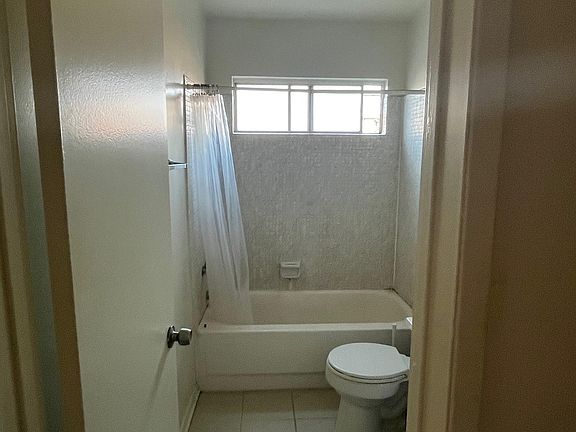 5th image of 1211 Pico Blvd APT 5