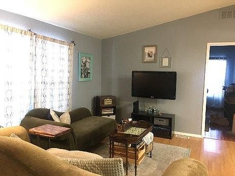 2nd image of 21614 Pecan St