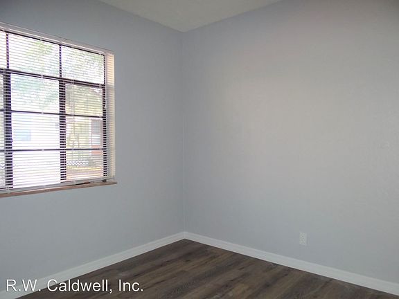 5th image of 4901 29th Ave S APT 5