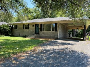 311 S 6th St, Bardstown, KY 40004