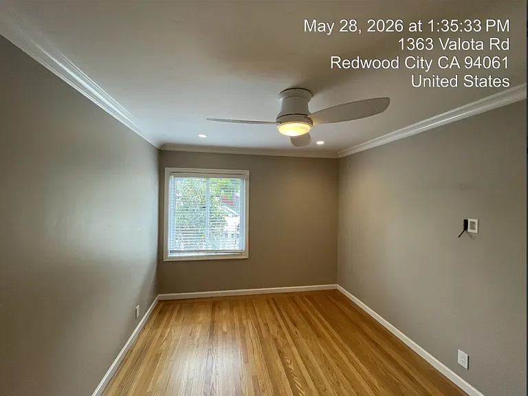 1377 Valota Rd #1 — Photo 5