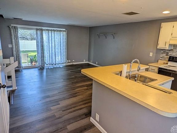 5th image of 8394 Hawks Nest Ct #8394
