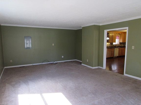5th image of 3306 Chestnut Hill Ct