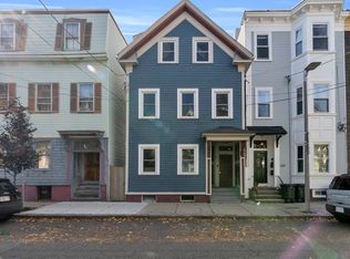 247 W 5th St #2, South Boston, MA 02127